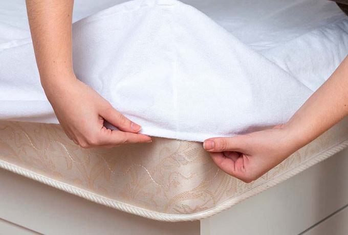 Непромокаемое постельное белье для ухода за лежачим больным