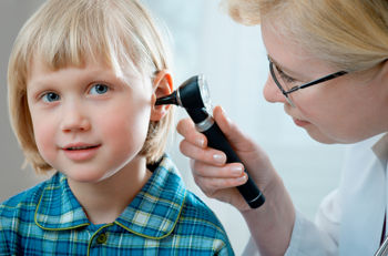 Заложенность уха: описание симптома